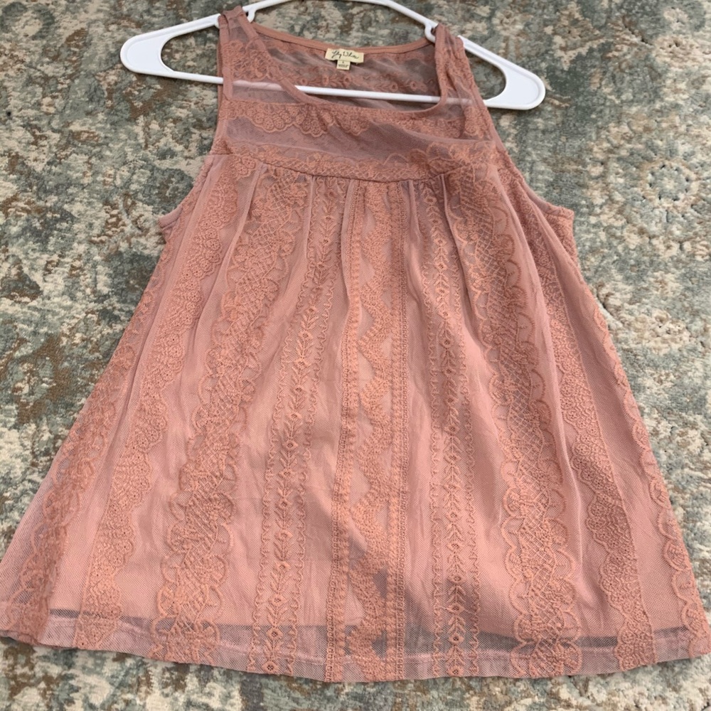 Pink tank top!!